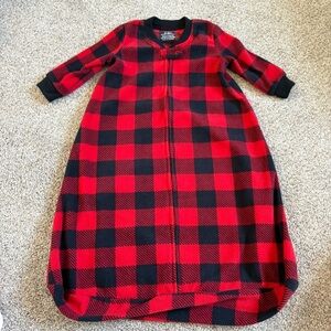 Carter’s Red and Black Plaid Fleece Sleep Sack 3-6 months longsleeve winter cozy